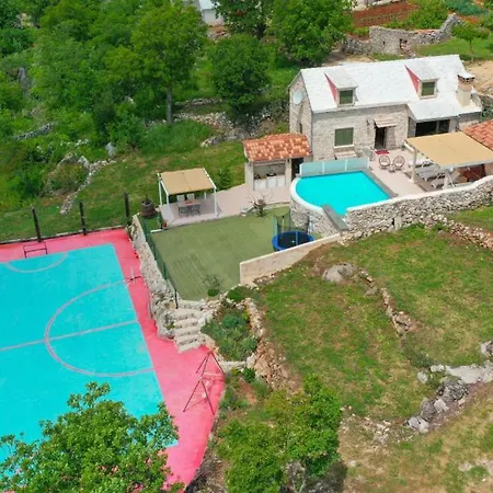 Vila Kameni Cvijet - Makarska By Guide