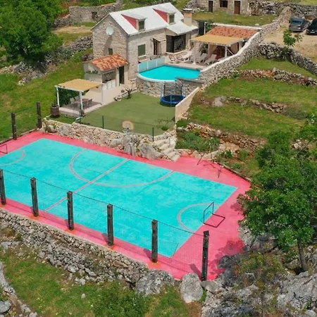 Villa Kameni Cvijet - Makarska By Guide