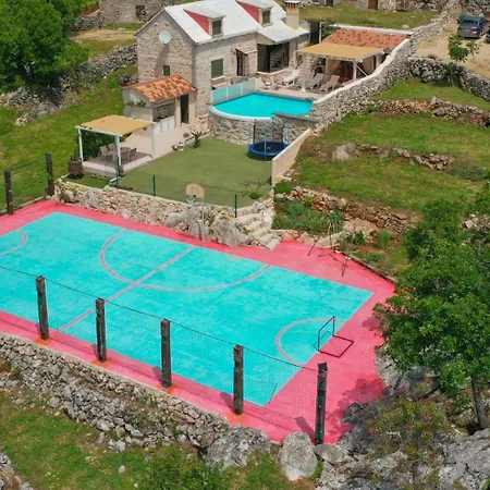 Kameni Cvijet - Makarska By Guide *