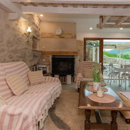 Villa Kameni Cvijet - Makarska By Guide Kamenmost