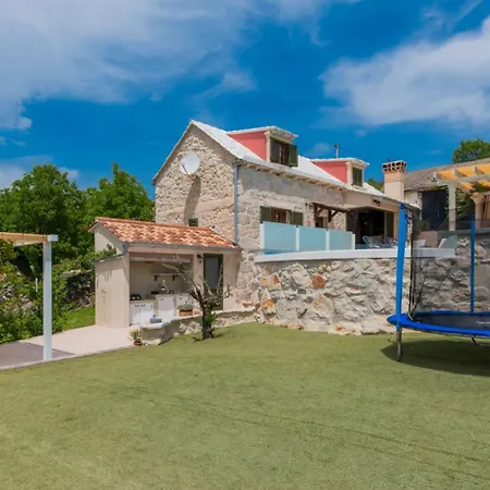 Villa Kameni Cvijet - Makarska By Guide